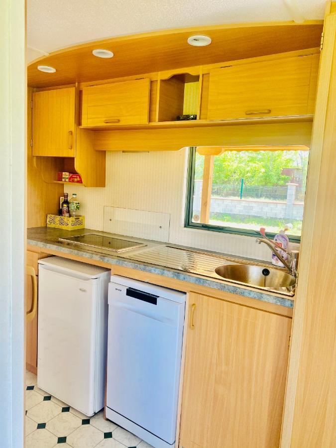 Caravans 10 Min To Tsonevo Lake & 35 Min To Black Sea Bagian luar foto