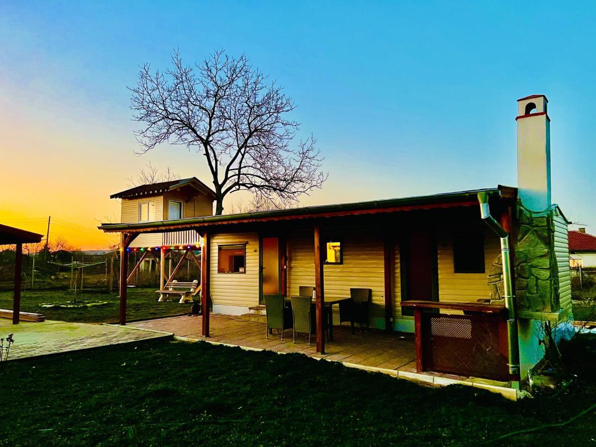 Caravans 10 Min To Tsonevo Lake & 35 Min To Black Sea Bagian luar foto